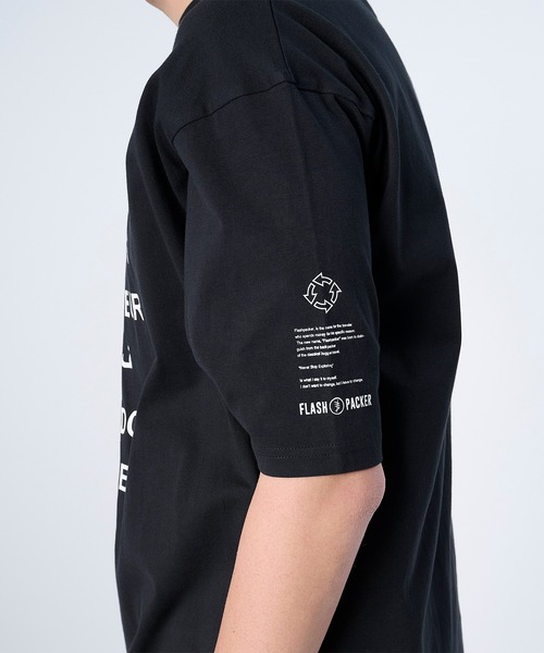 FLASH PACKER（フラッシュパッカー）の「FLASH PACKER フラッシュパッカー/ リラックスシルエット Dry Silky Cotton 多言語 EXPLORER グラフィック半袖Tシャツ 探検者プリント // XT-EXP（Tシャツ/カットソー・メンズ・グレー/ホワイト/ブラック・LARGE/MEDIUM/SMALL/X-LARGE）」の4枚目の写真