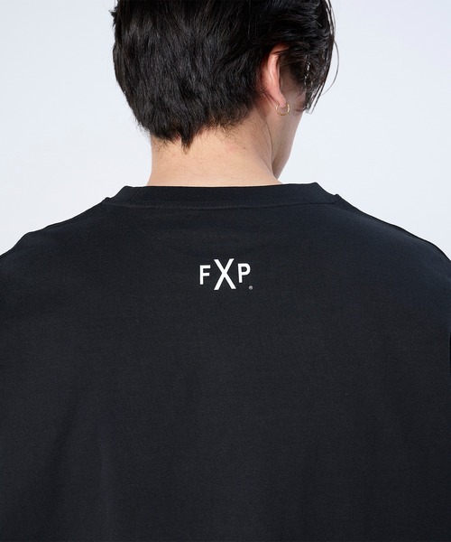 FLASH PACKER（フラッシュパッカー）の「FLASH PACKER フラッシュパッカー/ リラックスシルエット Dry Silky Cotton 多言語 EXPLORER グラフィック半袖Tシャツ 探検者プリント // XT-EXP（Tシャツ/カットソー・メンズ・グレー/ホワイト/ブラック・LARGE/MEDIUM/SMALL/X-LARGE）」の5枚目の写真
