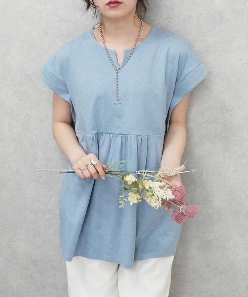 SELECT LEVERY(セレクトリベリー)の「ミニVネック ペプラム フレンチスリーブ Tシャツ(Tシャツ/カットソー・レディース・アイボリー/ブルー/ブラック・MEDIUM)」の3枚目の写真