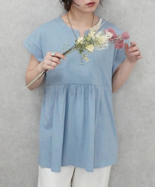SELECT LEVERY(セレクトリベリー)の「ミニVネック ペプラム フレンチスリーブ Tシャツ(Tシャツ/カットソー・レディース・アイボリー/ブルー/ブラック・MEDIUM)」の13枚目の写真
