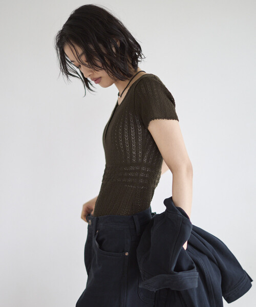 Firsthand（ファーストハンド）の「NOHRA/ノーラ Knit leotard / N26SS-K01 / コットンニット レオタード / ショートスリーブ ボディスーツ（Tシャツ/カットソー・レディース・ブラック/ホワイト/ダークブラウン・ﾌﾘ-）」の12枚目の写真