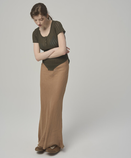 Firsthand(ファーストハンド)の「NOHRA/ノーラ Knit leotard / N26SS-K01 / コットンニット レオタード / ショートスリーブ ボディスーツ(Tシャツ/カットソー・レディース・ブラック/ホワイト/ダークブラウン・フリ-)」の11枚目の写真