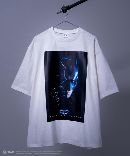 DC（ディーシー）の「The Dark Knight  ダークナイト 半袖Tシャツ JOKER ジョーカー バットマン BATMAN（Tシャツ/カットソー・メンズ・ホワイト系その他/ブラック系その他3/ホワイト系その他2/ブラック系その他/ブラック系その他2・L/M）」の2枚目の写真