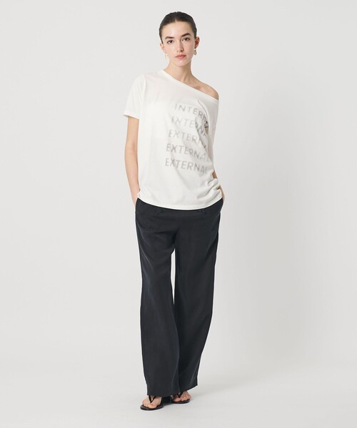 ATTISESSION(アティセッション)の「<ATTISESSION>ビック オフショルダー Tシャツ(Tシャツ/カットソー・レディース・グレー系/ホワイト・FREE)」の5枚目の写真