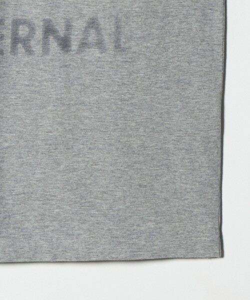 ATTISESSION(アティセッション)の「<ATTISESSION>ビック オフショルダー Tシャツ(Tシャツ/カットソー・レディース・グレー系/ホワイト・FREE)」の13枚目の写真