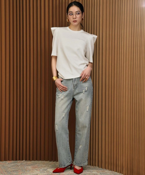 ELFRANK(エルフランク)の「ダンボールタックショルダートップス(Tシャツ/カットソー・レディース・レッド/ブラック/オフホワイト・L/M)」の2枚目の写真