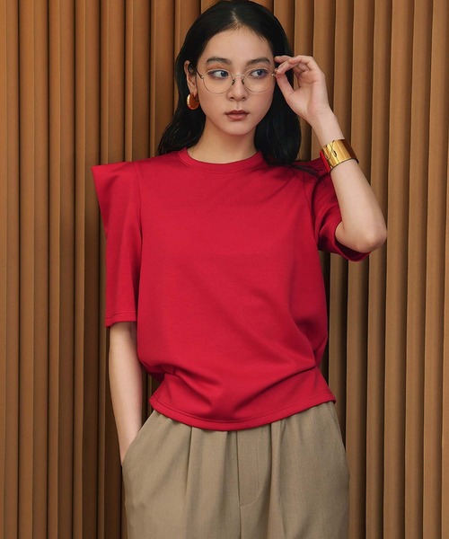 ELFRANK(エルフランク)の「ダンボールタックショルダートップス(Tシャツ/カットソー・レディース・レッド/ブラック/オフホワイト・L/M)」の8枚目の写真