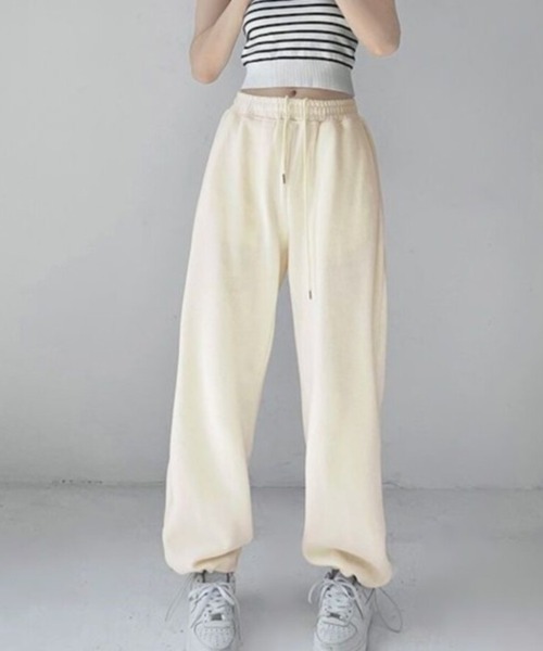 Beststore（ベストストア）の「ストリート スウェット ワイドパンツ ハイウエスト ダンス カジュアル ルーズ 部屋着 全９色（スウェットパンツ・レディース・ブラウン/ライトグレー/ブラック/ブルー/ダークグリーン/アイボリー/ダークグレー/ネイビー/パープル・M/L）」の2枚目の写真