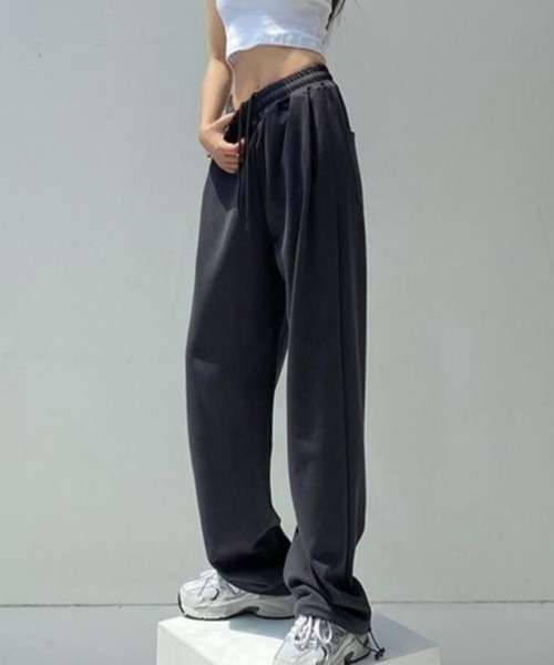 Beststore（ベストストア）の「ストリート スウェット ワイドパンツ ハイウエスト ダンス カジュアル ルーズ 部屋着 全９色（スウェットパンツ・レディース・ブラウン/ライトグレー/ブラック/ブルー/ダークグリーン/アイボリー/ダークグレー/ネイビー/パープル・M/L）」の4枚目の写真