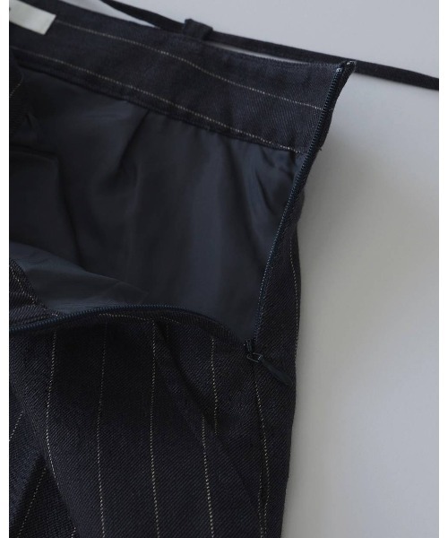 anuke(アンヌーク)の「Linen Half Pants 62610705(その他パンツ・メンズ・ブラウン/ネイビー・36/38)」の18枚目の写真