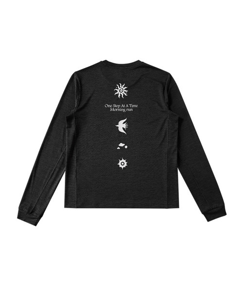 BUTTON SEOUL（ボタンソウル）の「[ウィメンズ] エアライトバックグラフィックモーニングランロングスリーブ (7 COLOR)（Tシャツ/カットソー・レディース・オリーブ/ブラック/ピンク/ブラウン/オレンジ/パープル/レモンイエロー・SMALL/MEDIUM/LARGE）」の9枚目の写真