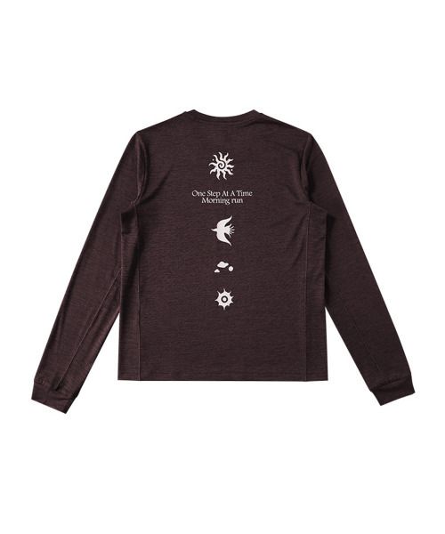 BUTTON SEOUL（ボタンソウル）の「[ウィメンズ] エアライトバックグラフィックモーニングランロングスリーブ (7 COLOR)（Tシャツ/カットソー・レディース・オリーブ/ブラック/ピンク/ブラウン/オレンジ/パープル/レモンイエロー・SMALL/MEDIUM/LARGE）」の11枚目の写真
