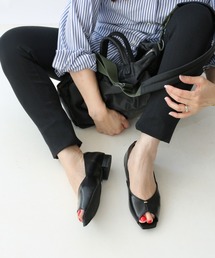 レディースのパンプス（ブラック/黒色系・オープントゥ）ファッション