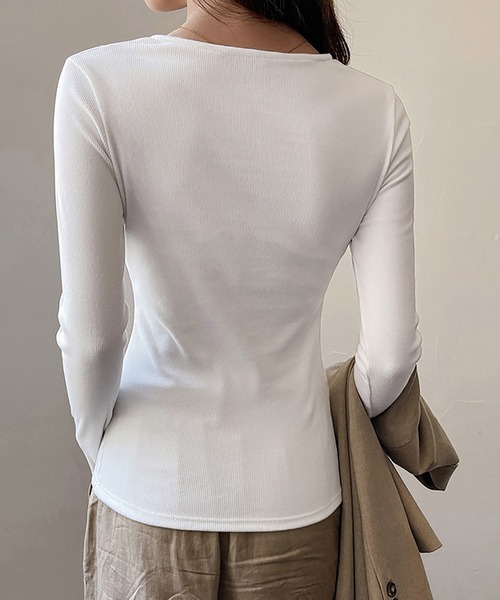 Doux Belle（ドゥーベル）の「レース付きVネックトップス（Tシャツ/カットソー・レディース・ホワイト/ブラック・LARGE/MEDIUM）」の14枚目の写真
