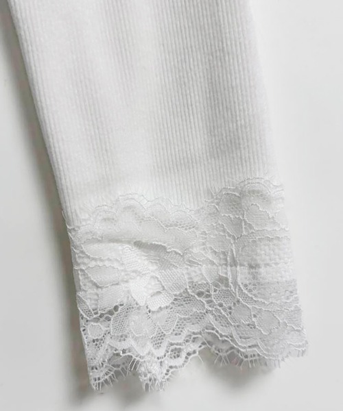 Doux Belle（ドゥーベル）の「レース付きVネックトップス（Tシャツ/カットソー・レディース・ホワイト/ブラック・LARGE/MEDIUM）」の4枚目の写真