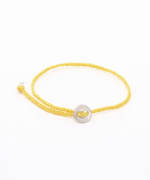 SCOSHA（スコーシャ）の「SCOSHA BRASS BRACE（ブレスレット・メンズ・ダークパープル/ピンク系その他/ターコイズブルー/サンドベージュ/ネイビー/イエロー/グリーン・FREE）」の2枚目の写真