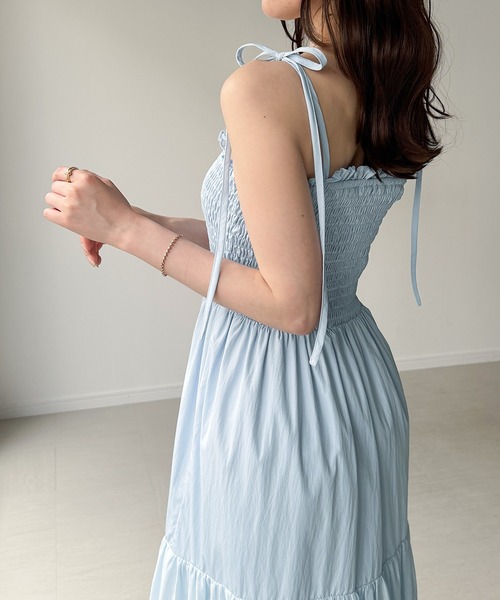 junoah(ジュノア)の「コットンレースシャーリングキャミワンピース(一部ペチセット)(ワンピース・レディース・ホワイト/ライトブルー/ブラック・SMALL/MEDIUM/LARGE)」の9枚目の写真