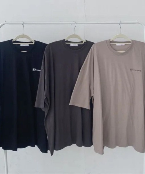 LETee(レティー)の「ゆるっとシルエットでこなれ感♪大人カジュアルに決まるビッグTシャツ(Tシャツ/カットソー・レディース・ダークグレー/ブラック/カーキ・FREE)」の20枚目の写真