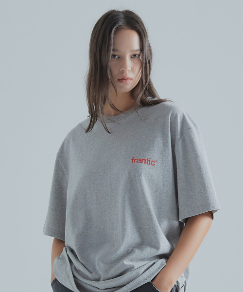 FRANTICSERVICE（フランティックサービス）の「フレンティッククルーネックTシャツ - グレー（Tシャツ/カットソー・レディース・グレー・FREE）」の2枚目の写真
