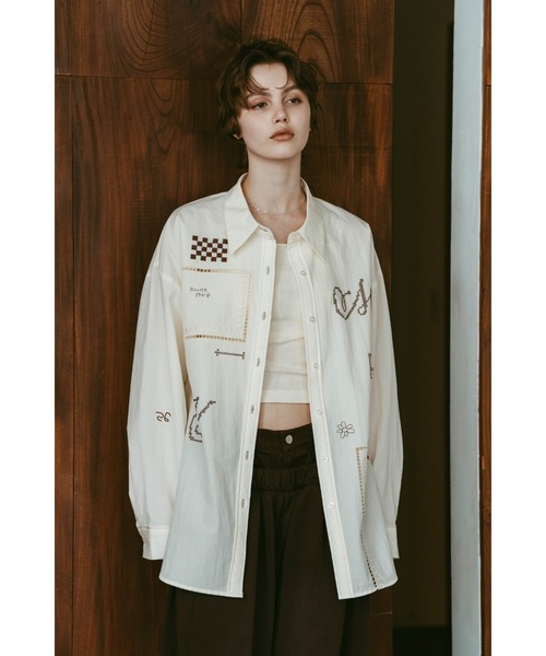 Knuth Marf(クヌースマーフ)の「embroidered shirt(unisex)(シャツ/ブラウス・レディース・ブラック/アイボリー/ストライプ・FREE)」の6枚目の写真