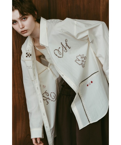Knuth Marf(クヌースマーフ)の「embroidered shirt(unisex)(シャツ/ブラウス・レディース・ブラック/アイボリー/ストライプ・FREE)」の9枚目の写真
