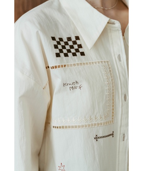 Knuth Marf(クヌースマーフ)の「embroidered shirt(unisex)(シャツ/ブラウス・レディース・ブラック/アイボリー/ストライプ・FREE)」の19枚目の写真