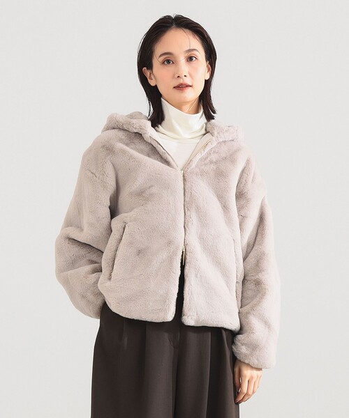 Demi-Luxe BEAMS(デミルクス ビームス)の「TATRAS / YUMOLA ボア ブルゾン(ブルゾン・レディース・ライトグレー/ブラック・2/1)」の20枚目の写真