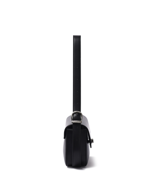 MADENROLLS(マデンロールズ)の「Aero Bag Black(ショルダーバッグ・レディース・その他・FREE)」の4枚目の写真