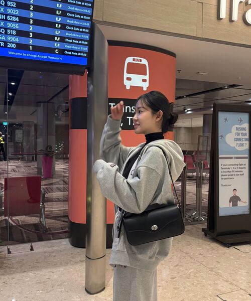 MADENROLLS(マデンロールズ)の「Aero Bag Black(ショルダーバッグ・レディース・その他・FREE)」の8枚目の写真