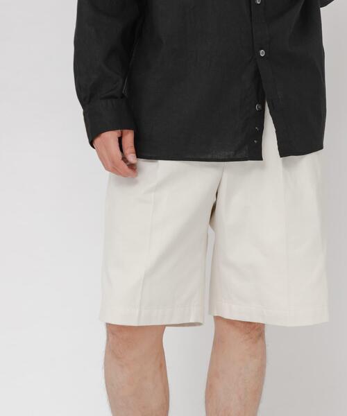BROOKS BROTHERS(ブルックスブラザーズ)の「『別注』BROOKS BROTHERS×URBAN RESEARCH PLEAT SHORTS(その他パンツ・メンズ・ブラック/ベージュ系その他・X-LARGE/LARGE/MEDIUM)」の9枚目の写真