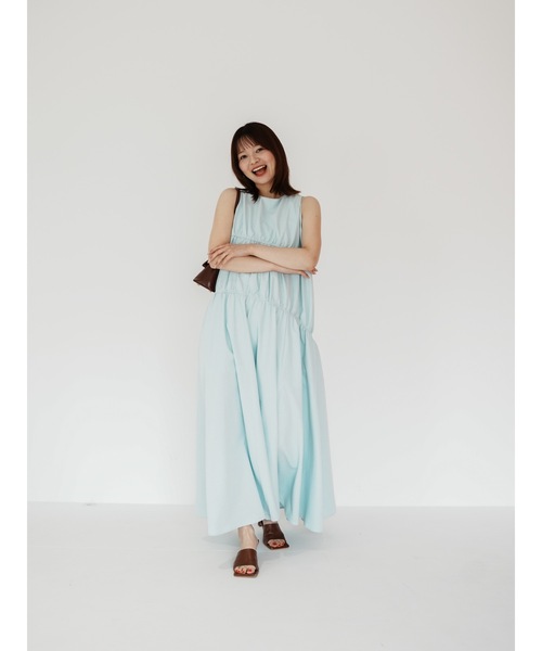 Katrin TOKYO(カトリーントーキョー)の「gather tiered onepiece(ワンピース・レディース・ブルー/ホワイト/ストライプ・FREE/XS)」の6枚目の写真