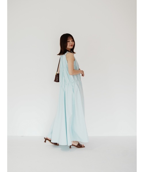 Katrin TOKYO(カトリーントーキョー)の「gather tiered onepiece(ワンピース・レディース・ブルー/ホワイト/ストライプ・FREE/XS)」の7枚目の写真