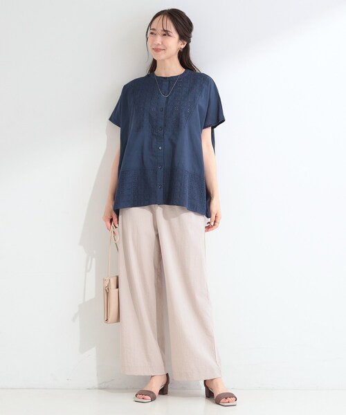 SHOO・LA・RUE(シューラルー)の「刺繍切り替え前あきブラウス(シャツ/ブラウス・レディース・ネイビー/イエロー系その他/ホワイト・04/03/02/01)」の11枚目の写真