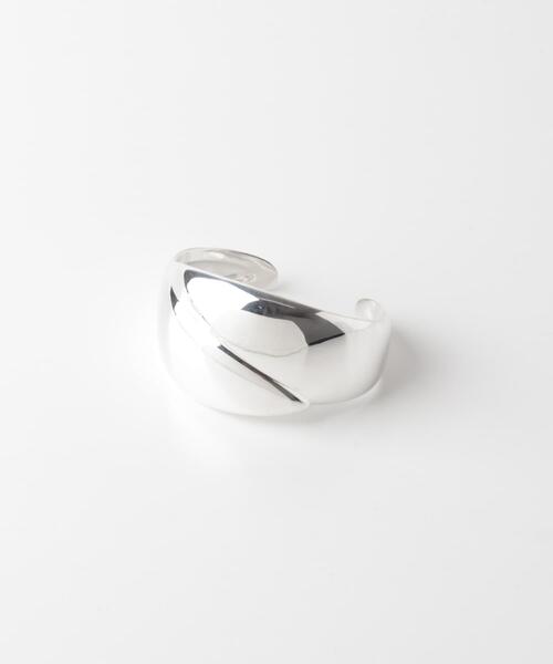 PHILIPPE AUDIBERT（フィリップ オーディベール）の「PHILIPPE AUDIBERT　HOLLOW BRACELET（ブレスレット・レディース・シルバー・-）」の4枚目の写真
