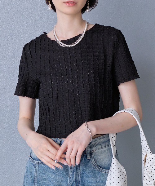Rejoule（リジュール）の「立体ストライプ ジャガード半袖シアートップス（Tシャツ/カットソー・レディース・アイボリー/ホワイト/ブラック/ライトブルー・FREE）」の4枚目の写真
