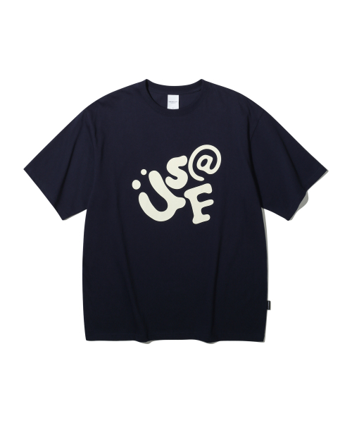 URBANSTOFF(アーバンストッフ)の「タイポグラフィックTシャツ(ネイビー)(Tシャツ/カットソー・レディース・その他・LARGE/MEDIUM/SMALL)」の1枚目の写真