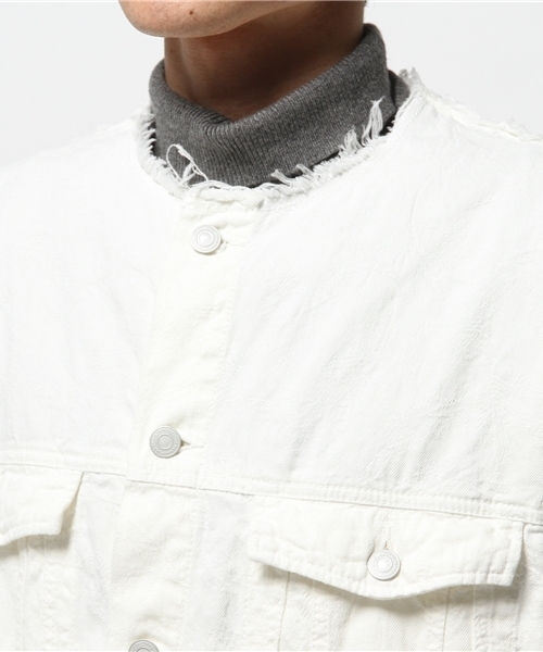 Iroquois（イロコイ）の「【Iroquois】別注NO COLLAR NATIVE FEATHER JACQUARD BLOUSON（ブルゾン・メンズ・ホワイト/ブルー・1/2）」の6枚目の写真