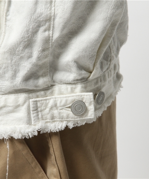 Iroquois（イロコイ）の「【Iroquois】別注NO COLLAR NATIVE FEATHER JACQUARD BLOUSON（ブルゾン・メンズ・ホワイト/ブルー・1/2）」の8枚目の写真