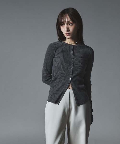 W:Huku(フーク)の「【W:Huku / ウールミックスライトニット】カーディガン / Wool Blend Lightweight Knit Cardigan(ニット/セーター・レディース・チャコール/ブラック/ライトグレー/ブラウン・FREE)」の15枚目の写真