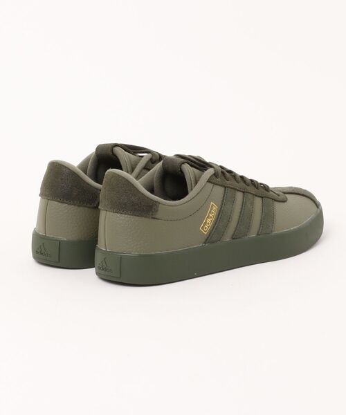 adidas（アディダス）の「adidas アディダス VL COURT 3.0 M メンズスニーカー(VLコート3.0M) KI2118 オリーブストレータ/ナイトカーゴ/ゴールドメタリック（スニーカー・メンズ・カーキ・30.0cm/29.0cm/25.5cm/26.0cm/26.5cm/27.0cm/27.5cm/28.0cm）」の2枚目の写真