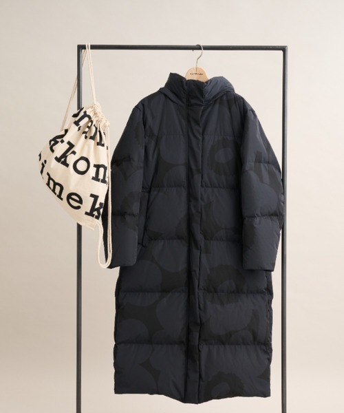 marimekko(マリメッコ)の「【バナー掲載特典付】《一部店舗・オンラインストア限定》Taiottu Unikko / down coat(ダウンジャケット/コート・レディース・ブラック・LARGE/MEDIUM/SMALL/X-SMALL)」の2枚目の写真