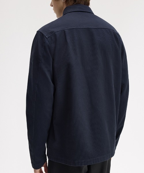 FRED PERRY（フレッドペリー）の「Bedford Cord Overshirt／ベッドフォードコーデュロイオーバーシャツ（シャツ/ブラウス・メンズ・ネイビー・M/L/S）」の5枚目の写真