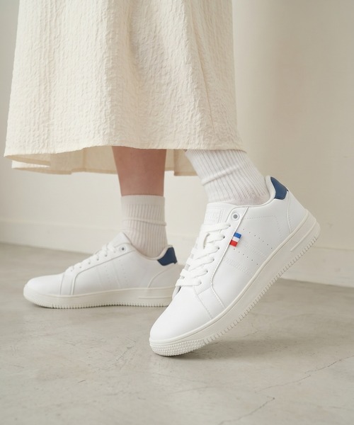 PERSON'S(パーソンズ)の「PERSON'S レディス白スニーカー(スニーカー・レディース・ホワイト×ネイビー/ホワイト・22.5cm/24.5cm/24.0cm/23.5cm/23.0cm)」の12枚目の写真