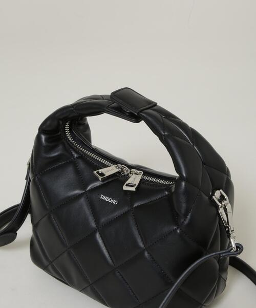 NANO universe(ナノユニバース)の「SINBONO/Vienna Crossbody Bag Quilting(ショルダーバッグ・レディース・アイボリー/ブラウン/ブラック・FREE)」の4枚目の写真