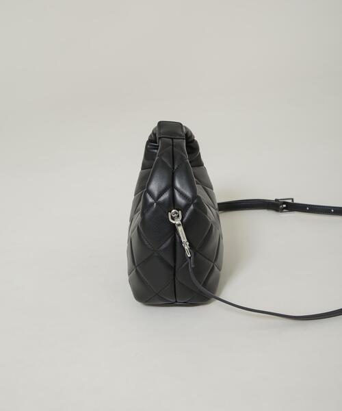 NANO universe(ナノユニバース)の「SINBONO/Vienna Crossbody Bag Quilting(ショルダーバッグ・レディース・アイボリー/ブラウン/ブラック・FREE)」の8枚目の写真