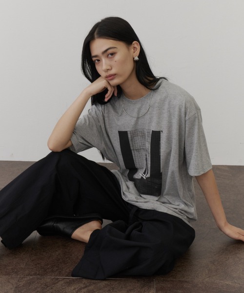 DFFUR.（ディフル）の「ルーズシルエットアートフォトTシャツ（Tシャツ/カットソー・レディース・グレー/ピンク/チャコールグレー・FREE）」の19枚目の写真