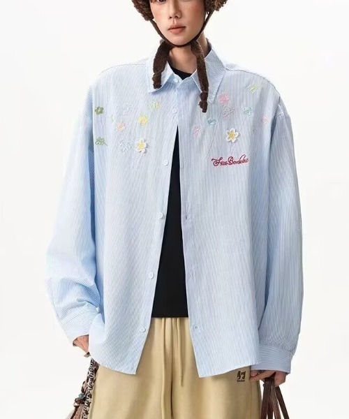 FreeZone(フリーゾーン)の「小花刺繍ストライプオーバーサイズシャツ(シャツ/ブラウス・メンズ・ピンク/ブルー/イエロー・F)」の13枚目の写真