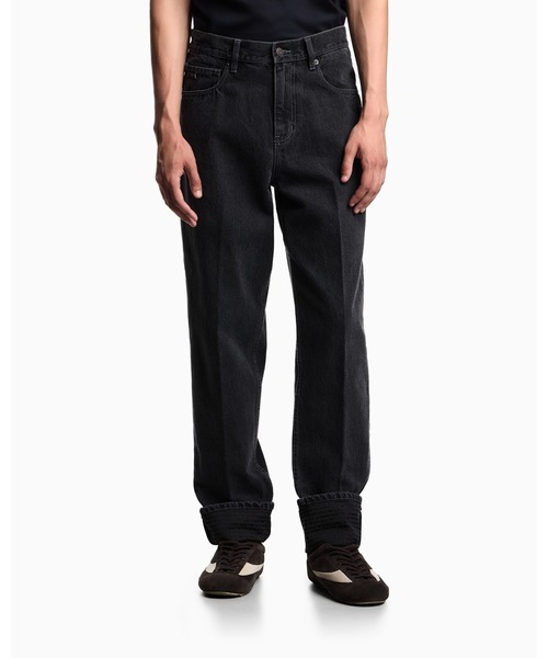 EMPORIO ARMANI(エンポリオアルマーニ)の「【エンポリオ アルマーニ】ルーズフィットジーンズ J73 デニム ロゴ入りターンアップ(デニムパンツ・メンズ・グレー・32inch/28inch/36inch/27inch/33inch)」の1枚目の写真