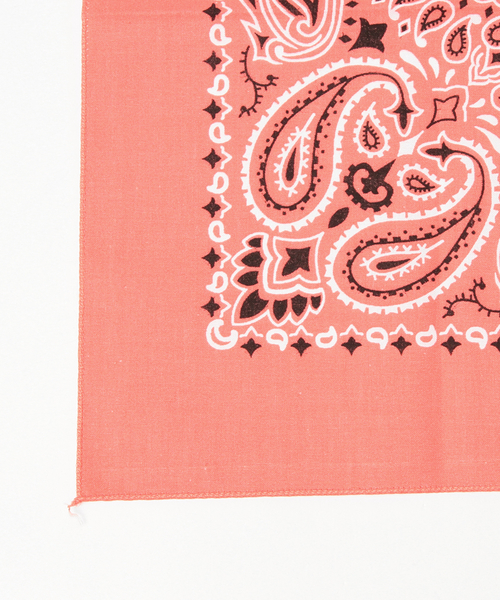 B:MING by BEAMS（ビーミングバイビームス）の「THE BANDANNA COMPANY / バンダナ（バンダナ/スカーフ・レディース・ホワイト/ブラック/レッド/ネイビー・ONE SIZE）」の10枚目の写真