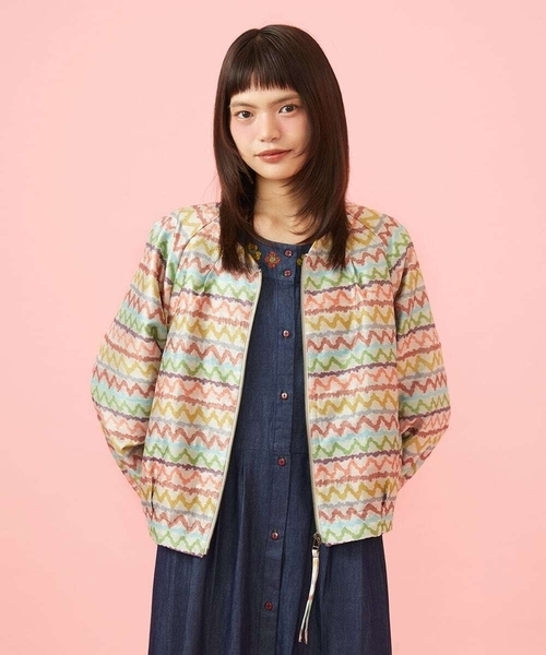 Jocomomola(ホコモモラ)の「Pincelade ジャカードボーダーノーカラージャケット(ノーカラージャケット・レディース・ネイビー/ベージュ・40)」の21枚目の写真